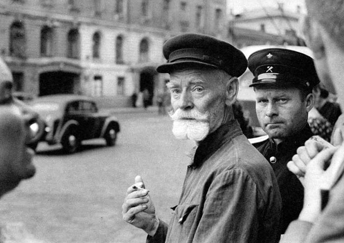 The People of Moscow, 1954
